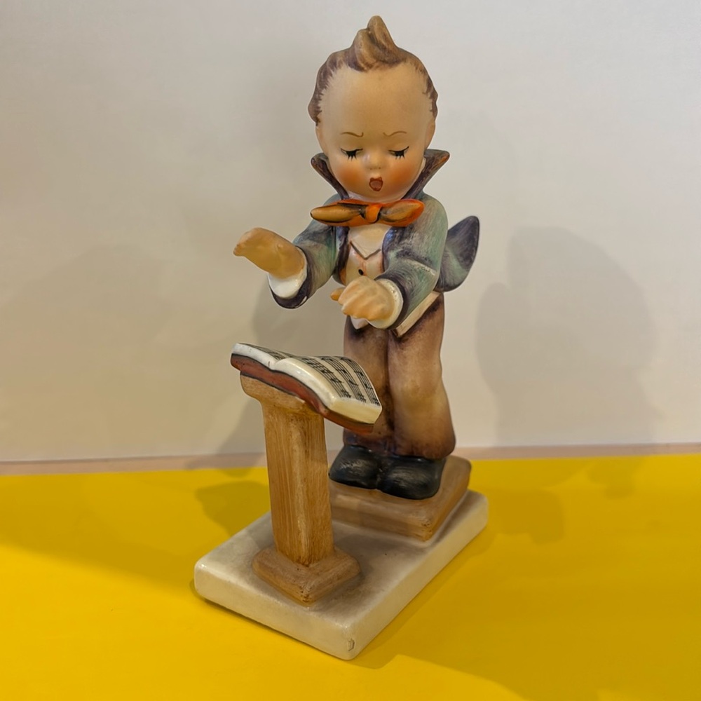 Hummel Goebel Figurine #129 “Band Leader” 5” – West Germany